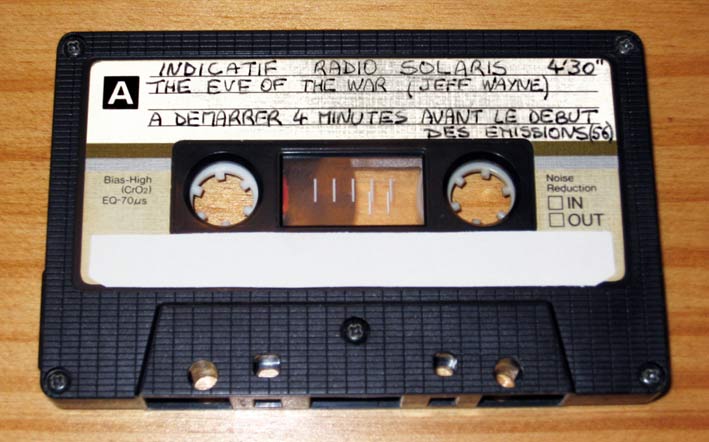 cassette de l'indicatif "Eve of the War"
