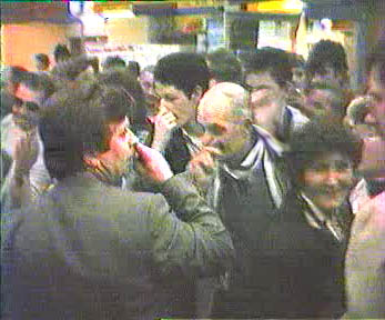 la foule devant le stand